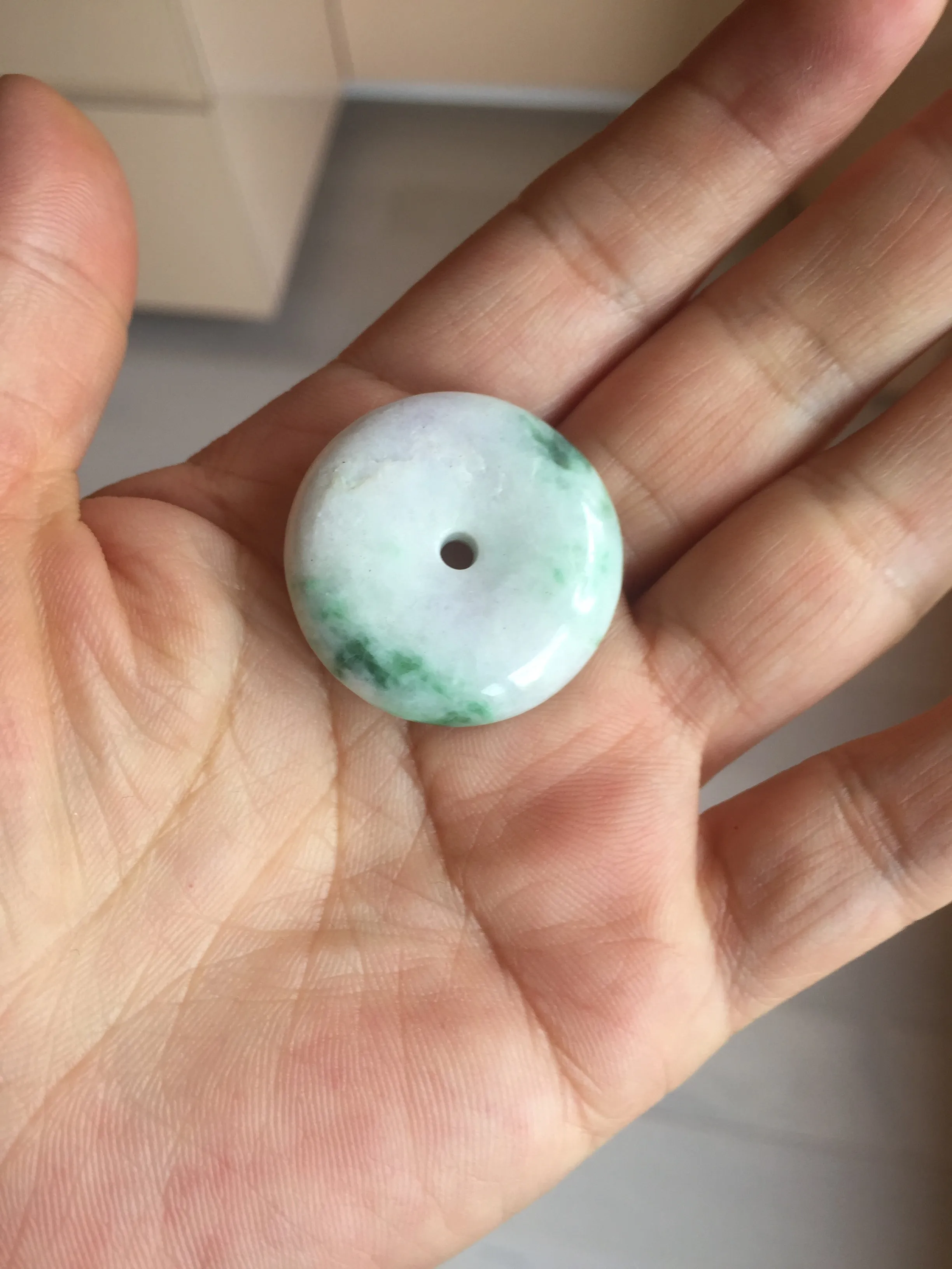 24-28mm 100% Natural green/purple with sunny green floating flowers jadeite Jade Safety Guardian Button(donut) Pendant/worry stone H152