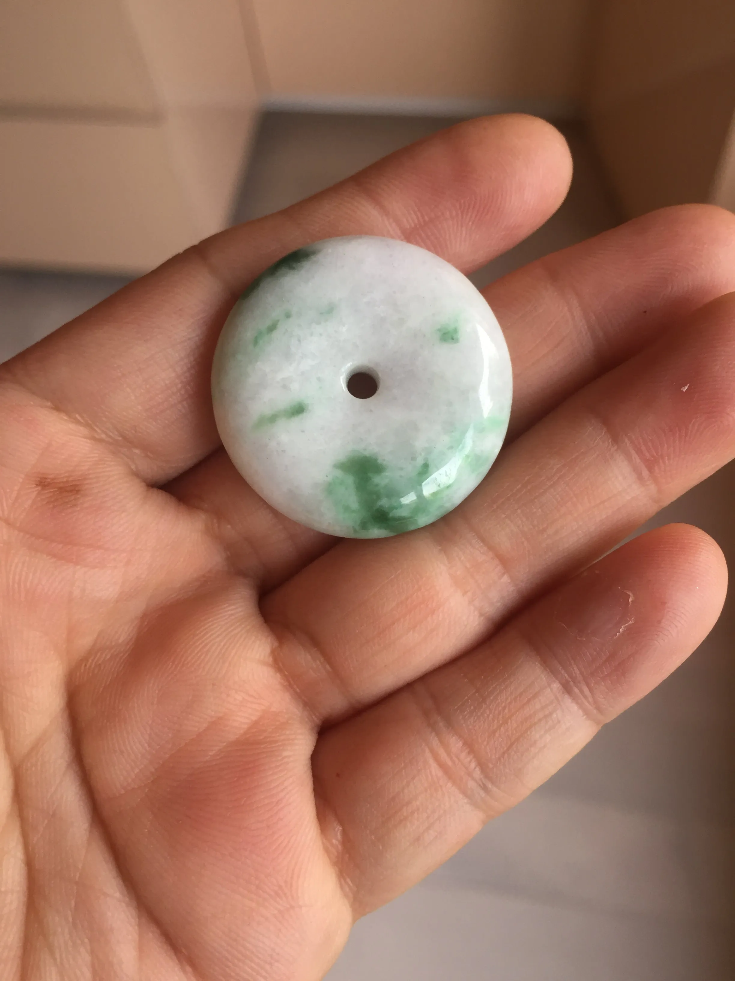 24-28mm 100% Natural green/purple with sunny green floating flowers jadeite Jade Safety Guardian Button(donut) Pendant/worry stone H152