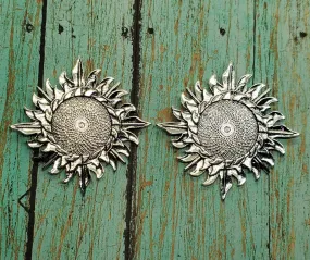 25mm Antique Silver Sunburst Sunshine Settings (2) - L1065