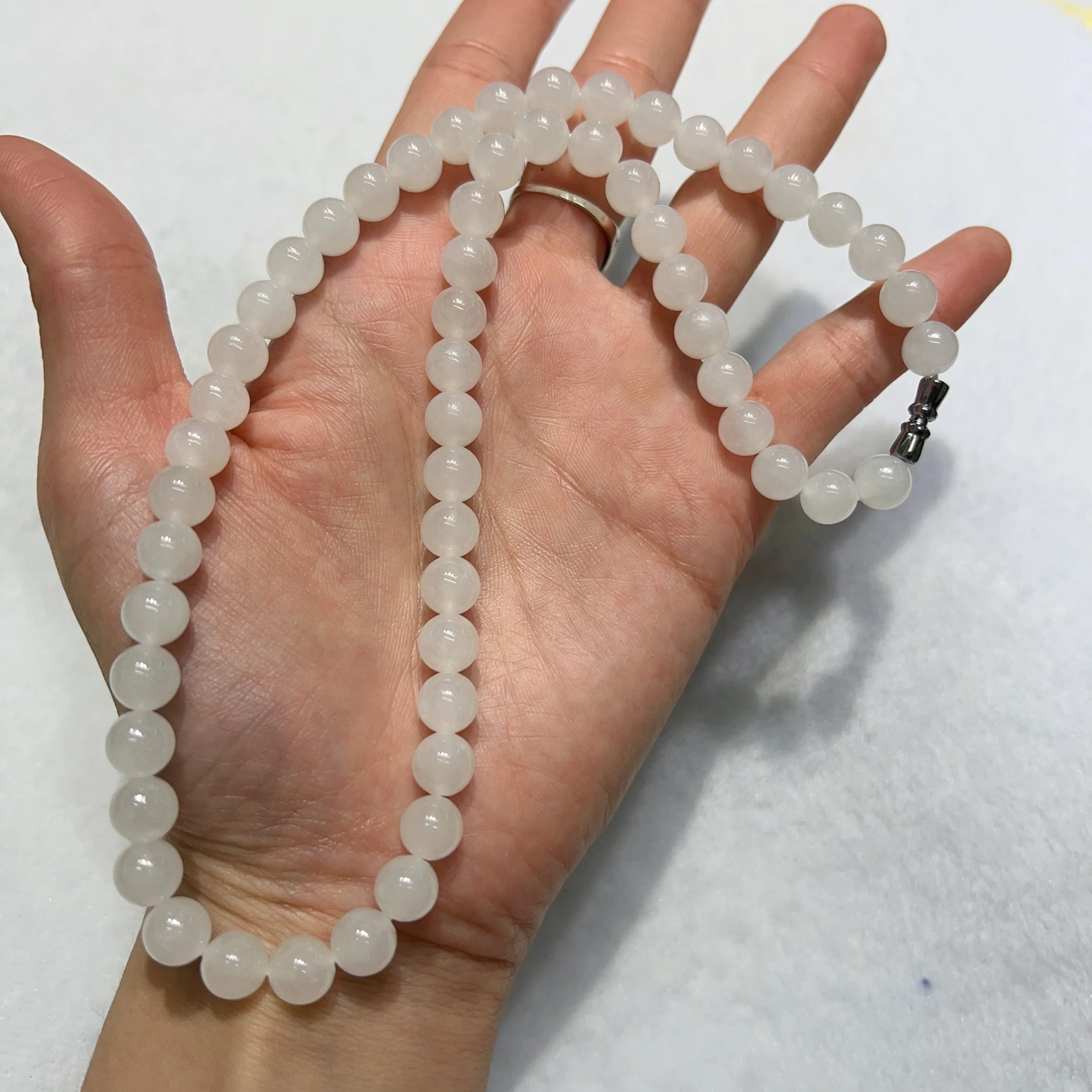 8mm High-quality White Nephrite Round Beads Necklace for DIY Jewelry Projects