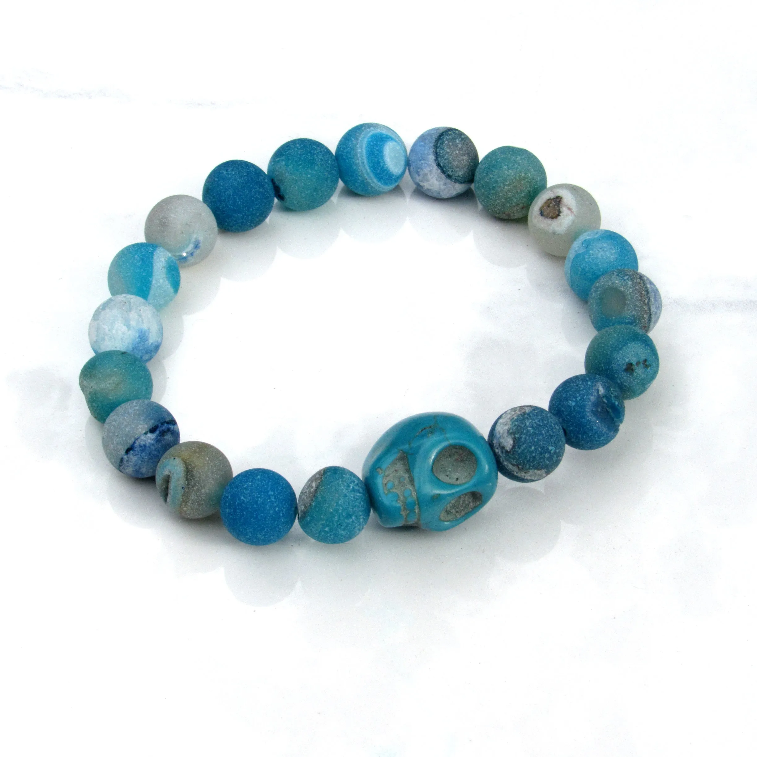 Blue Druzy Agate gemstones and Howlite Skull Stretch Bracelet