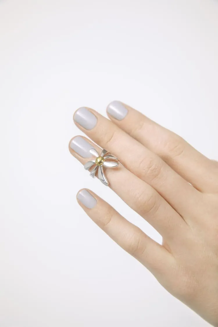 Daisy flower midi ring