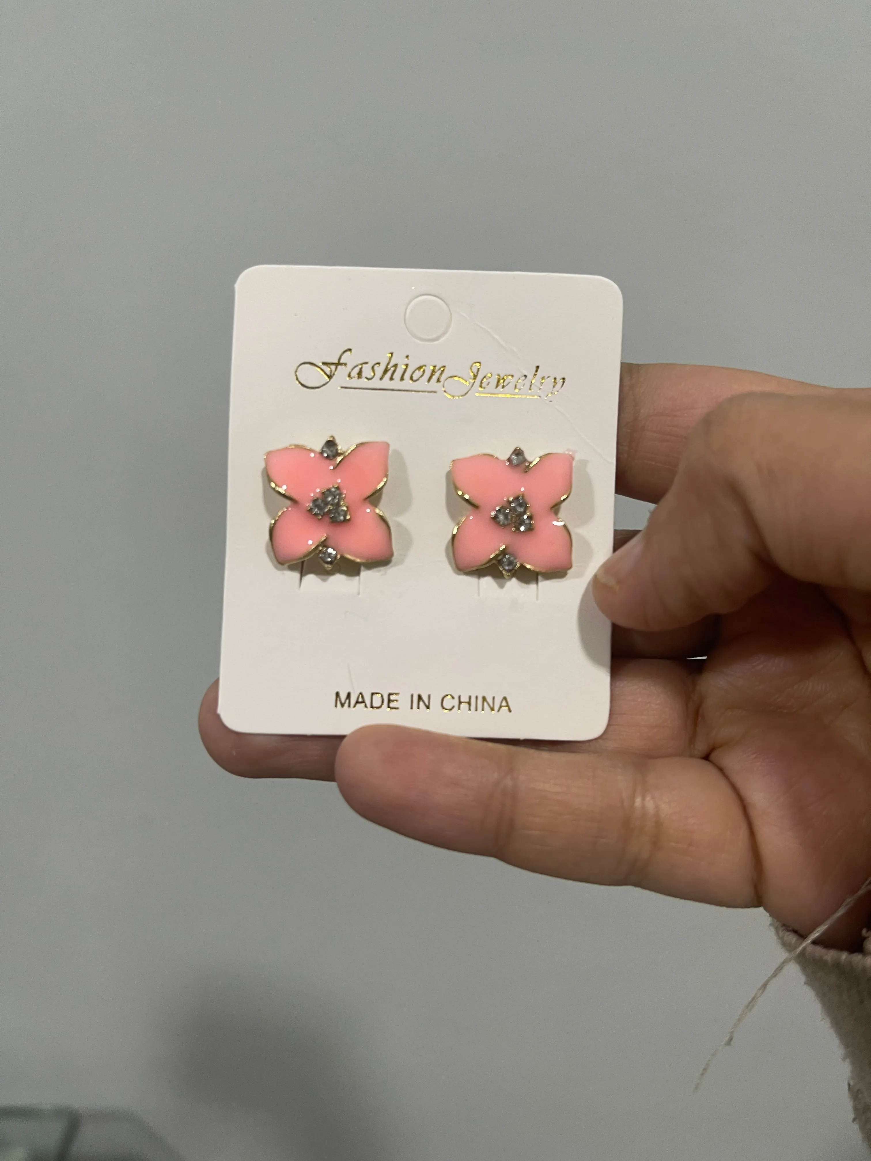 Fashion Women Flower Shape Enamel Clip on Earrings-X1325260