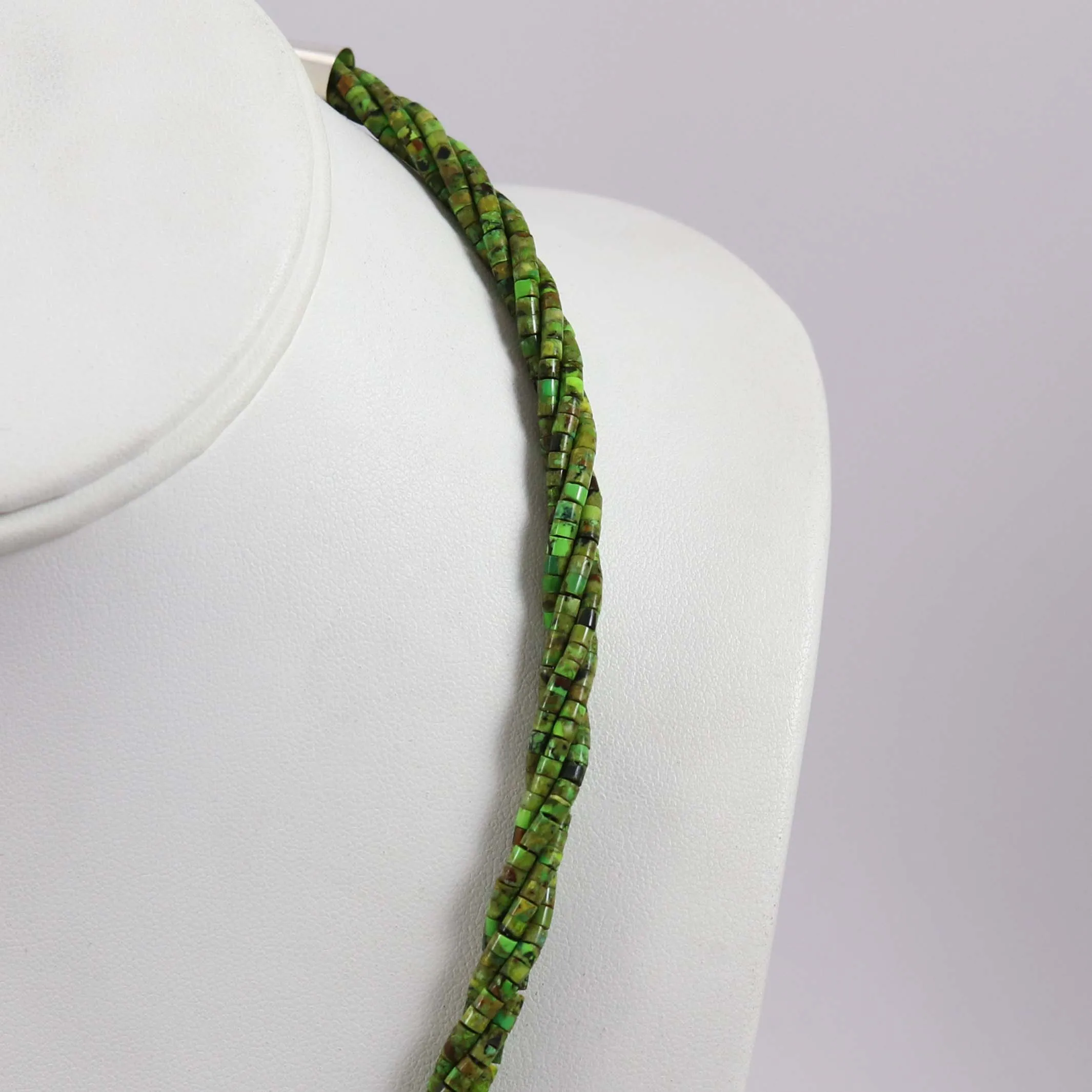 Stunning Gaspeite Bead Necklace - Handcrafted Green Gemstone Jewelry for Unique Style