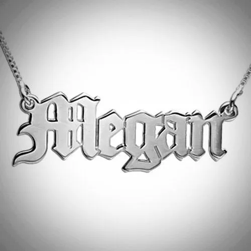 Gothic Name Necklace - Khloe/Kim Kardashian