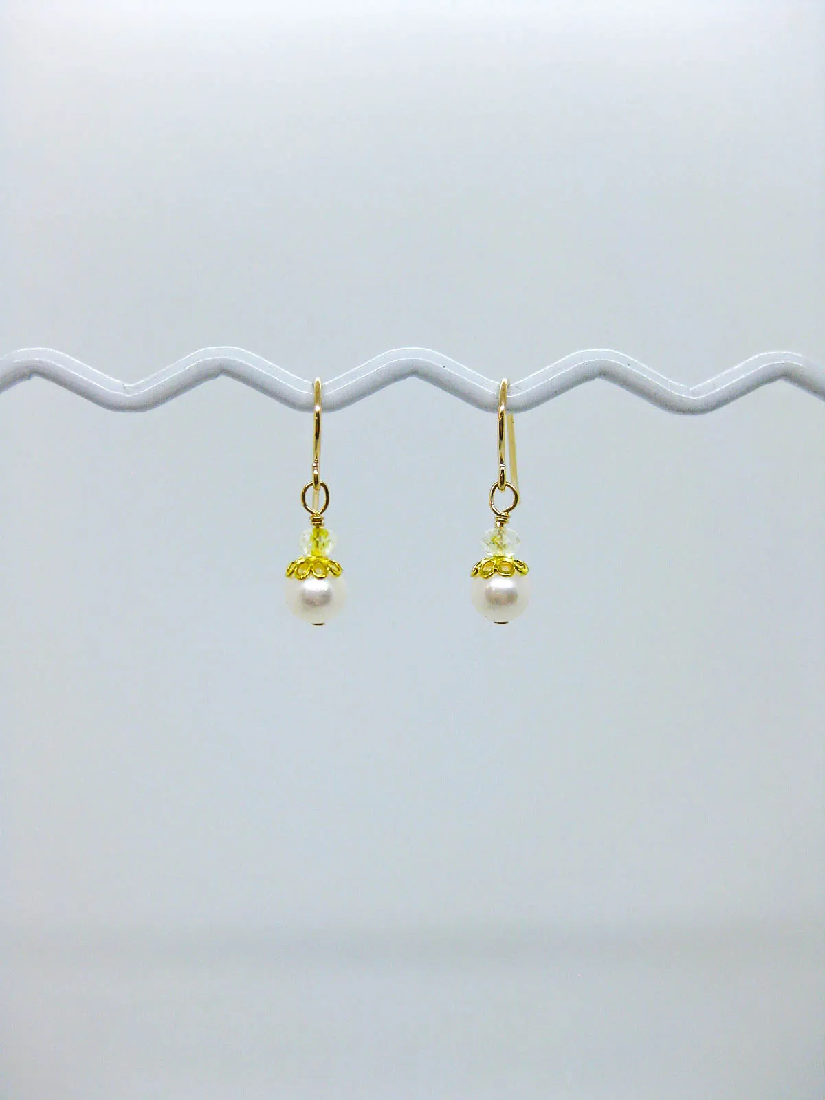 Heather: Citrine Pearl Earrings - e700