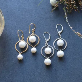 Ines - Pearl Drop Earrings