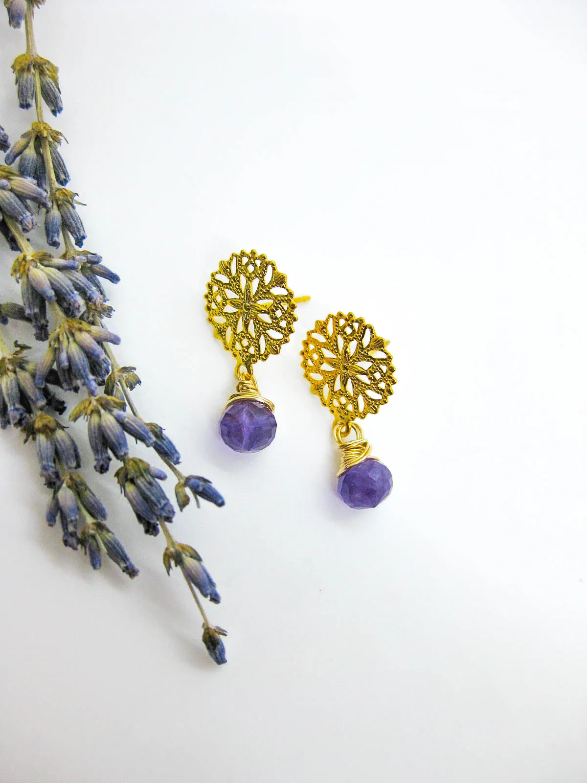 Jonquil: Amethyst Earrings - e643