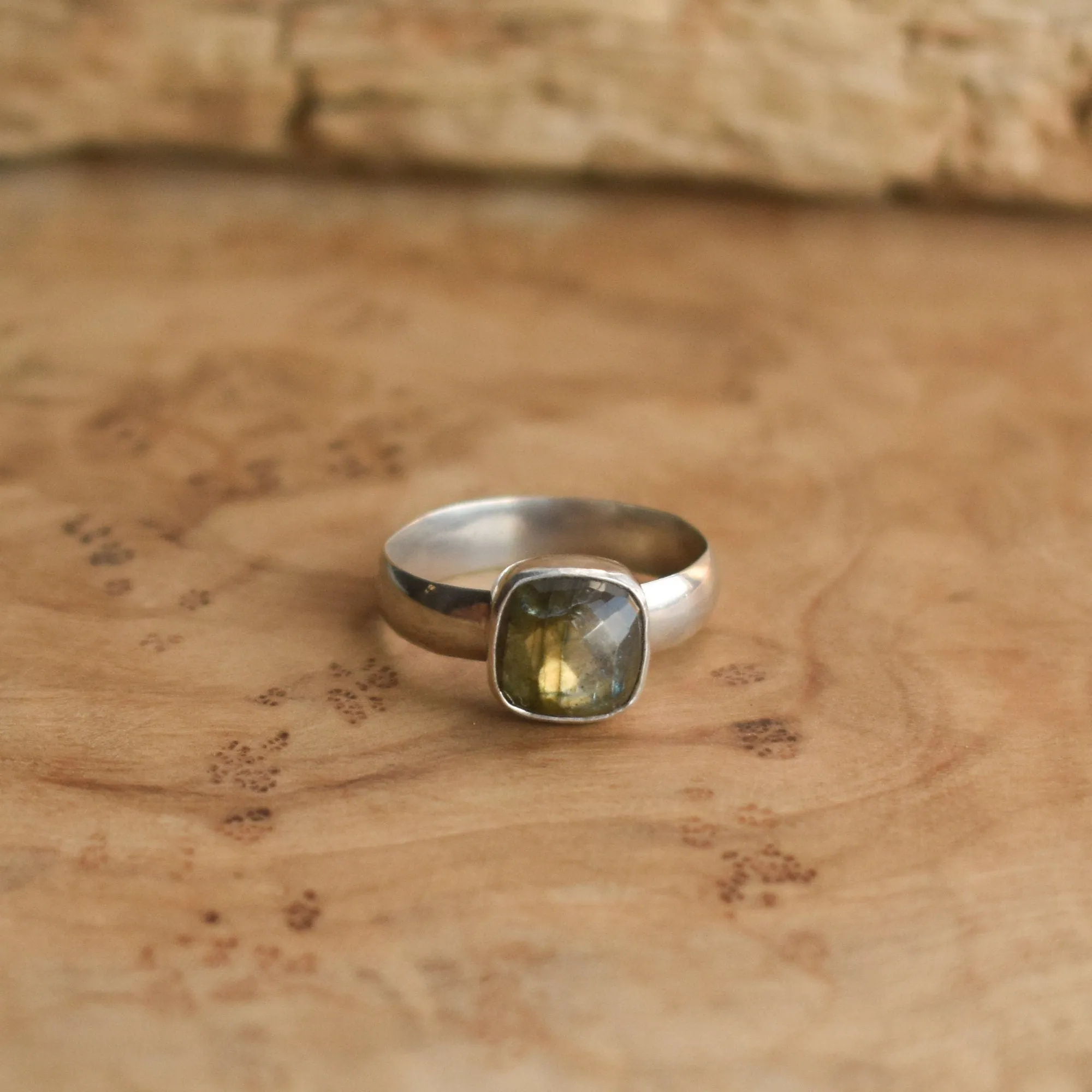 Labradorite Chunky Stacker Ring - Rose Cut Labradorite Ring - .925 Sterling Silver - Silversmith Ring