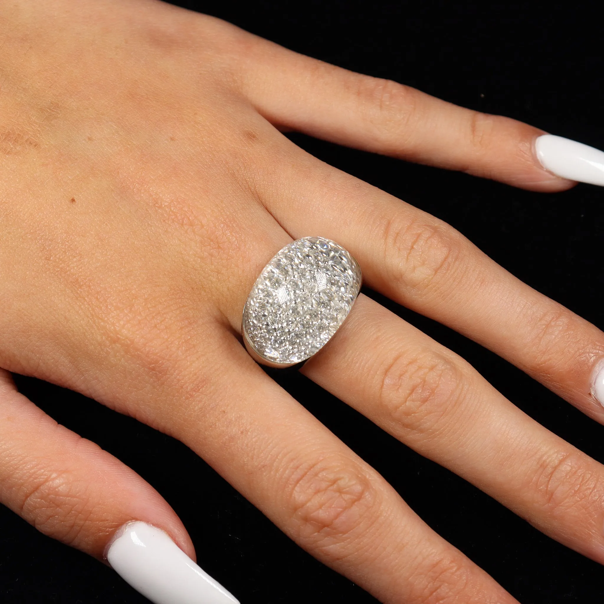 Ladies Cocktail Diamonds 18k White Gold Ring