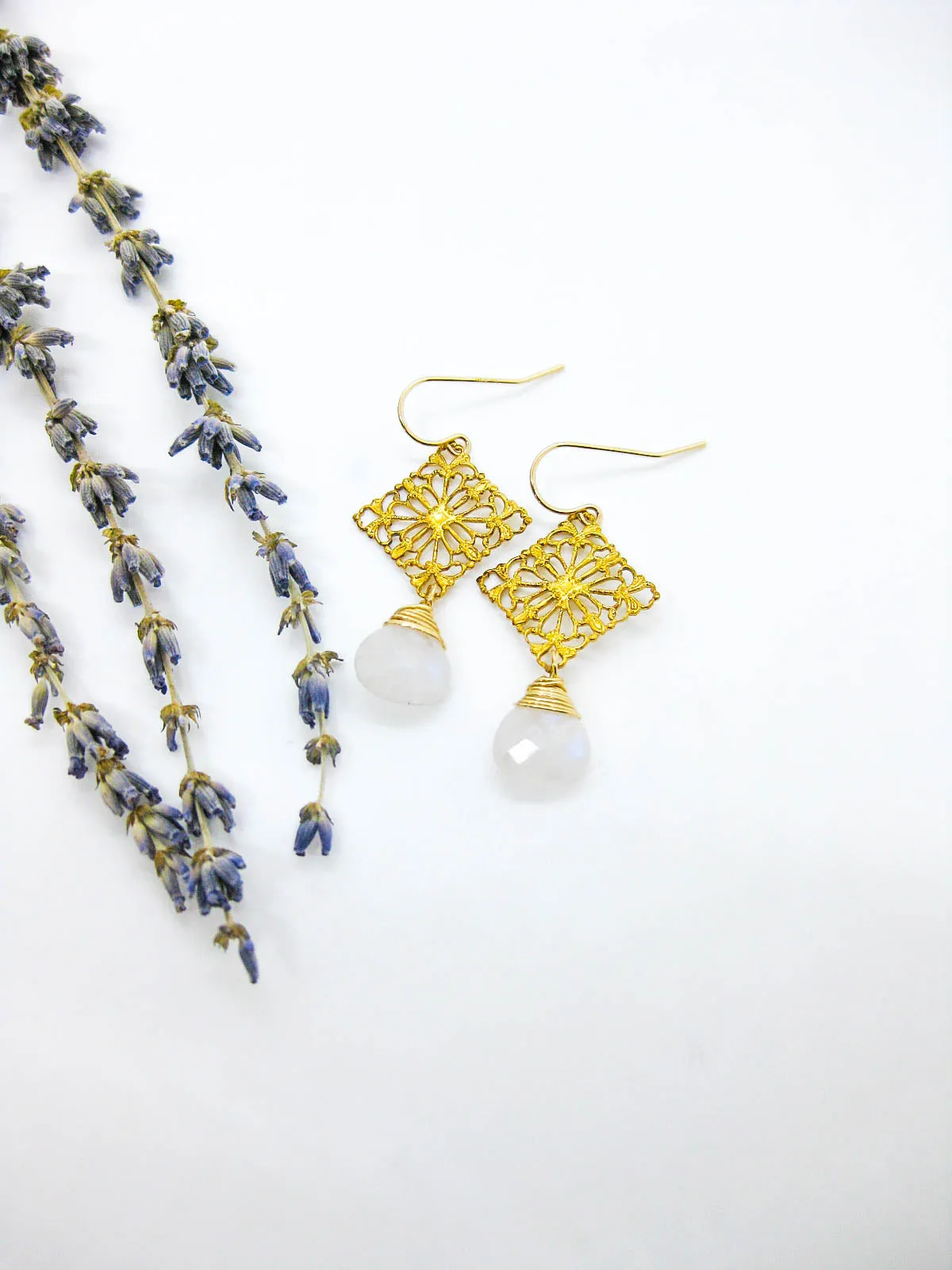 Lotus: Moonstone Earrings - e668