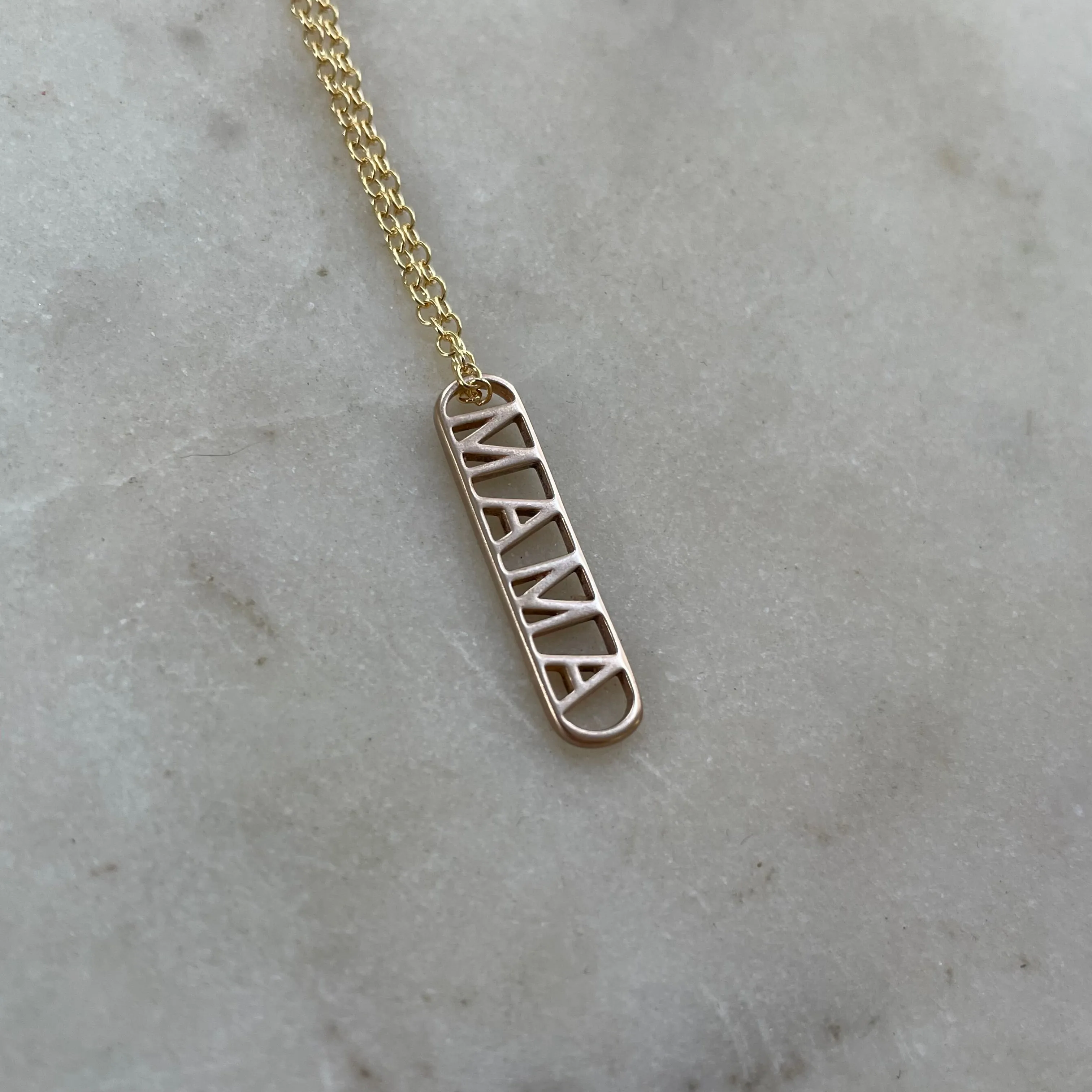 MAMA PENDANT