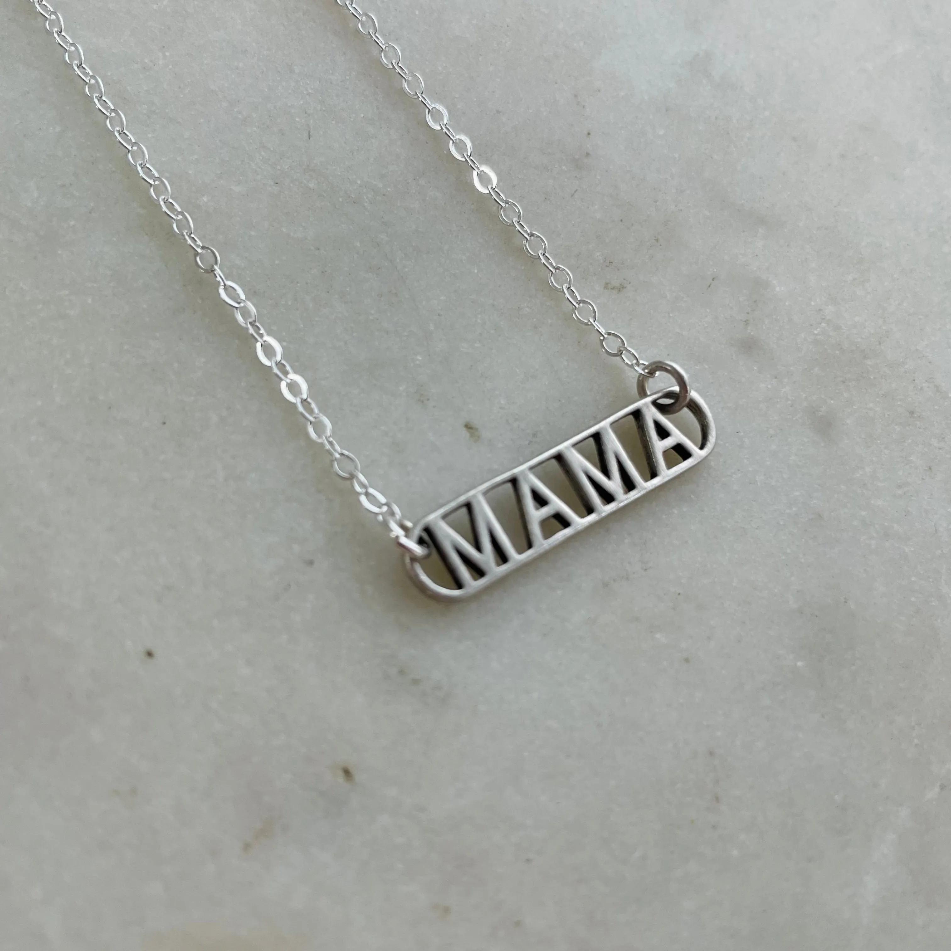 MAMA PENDANT