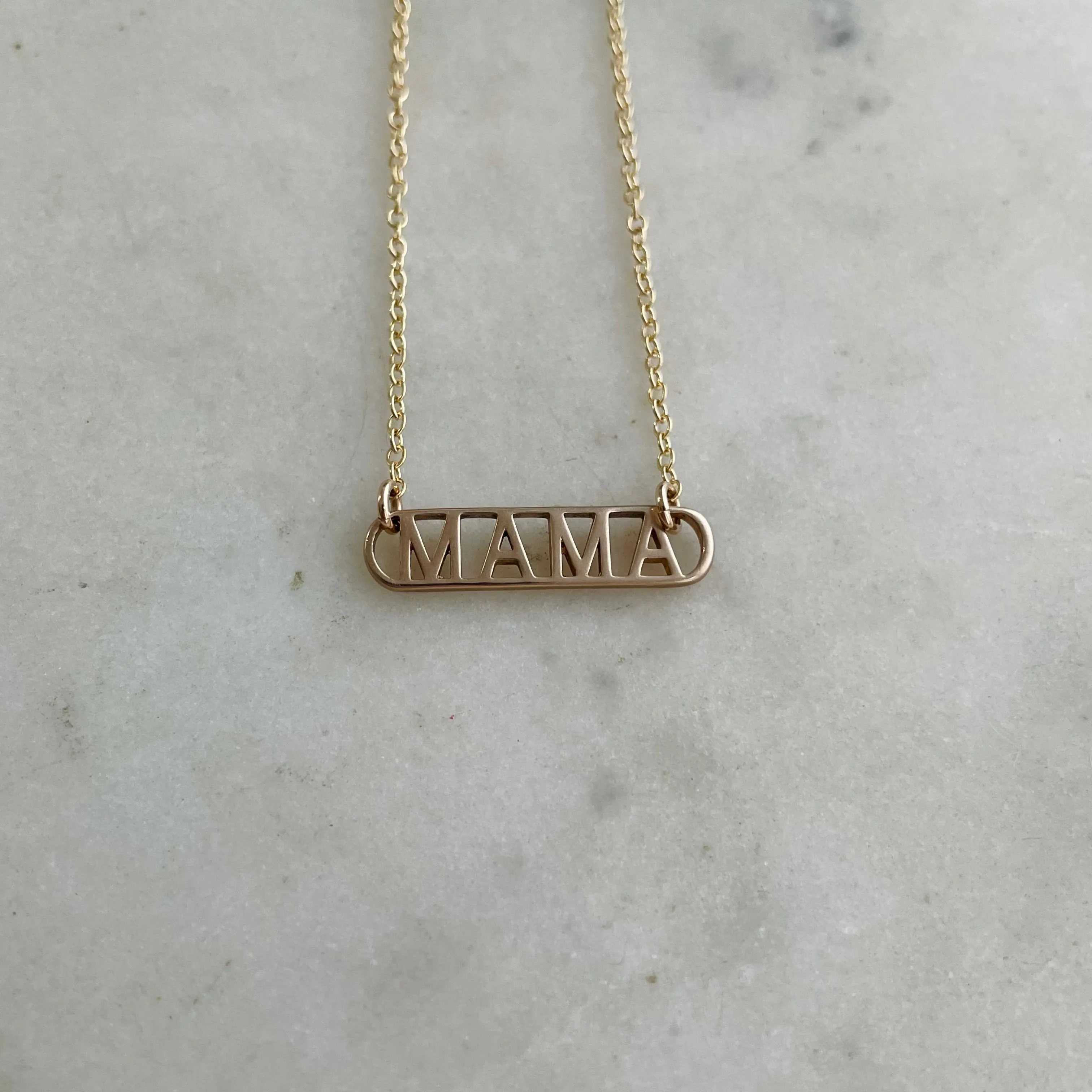 MAMA PENDANT