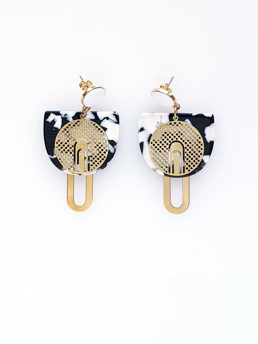 Middlechild Majesty Drop Earring