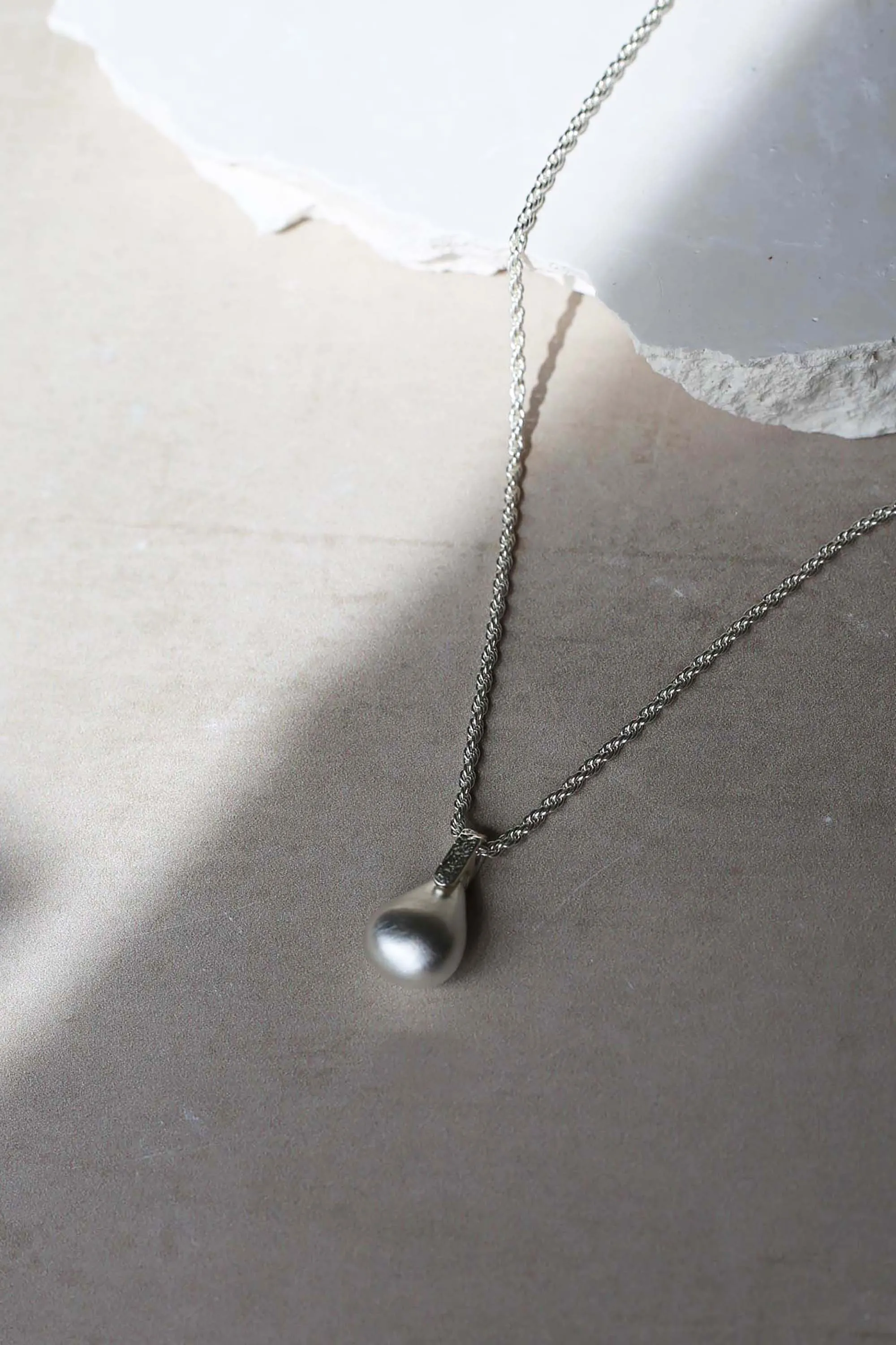 Pebble Necklace