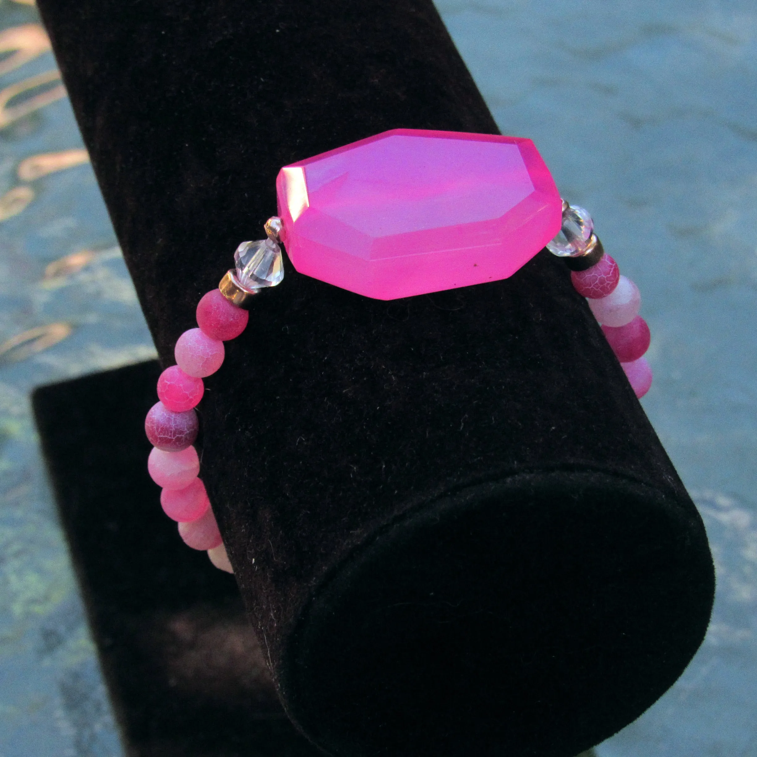 Pink Agates, Clear Quartz Heart, and 14 Kt Rose Gf Stretch Bracelet