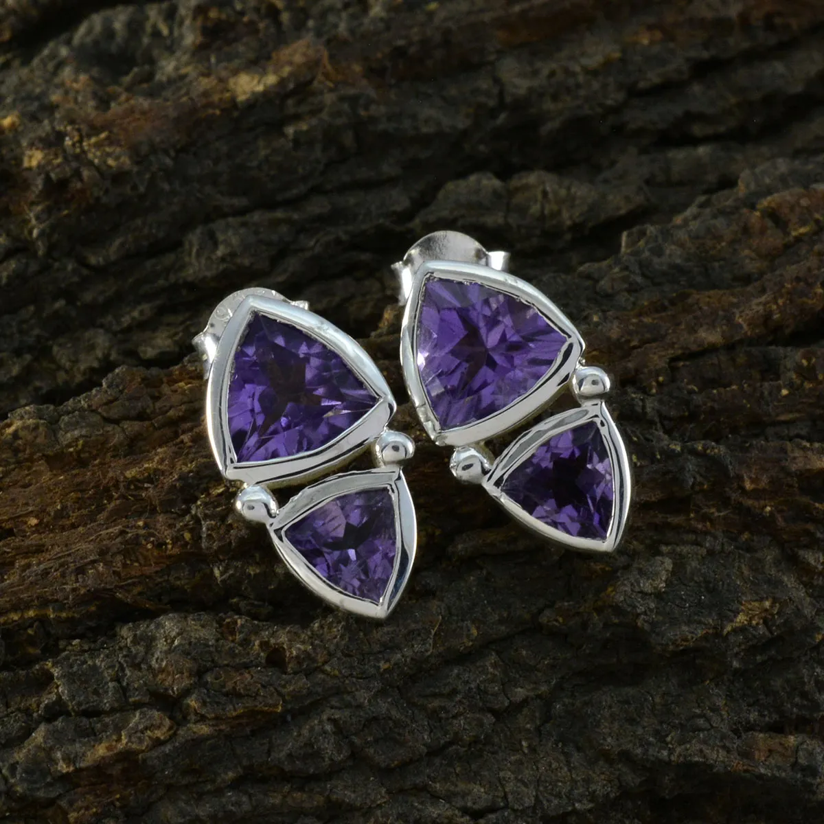 Riyo Arresting 925 Sterling Silver Earring For Girl Amethyst Earring Bezel Setting Purple Earring Stud Earring