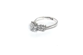 Round Cut White Zircon Studded Melody Solitaire Silver Band (925 Sterling Silver)