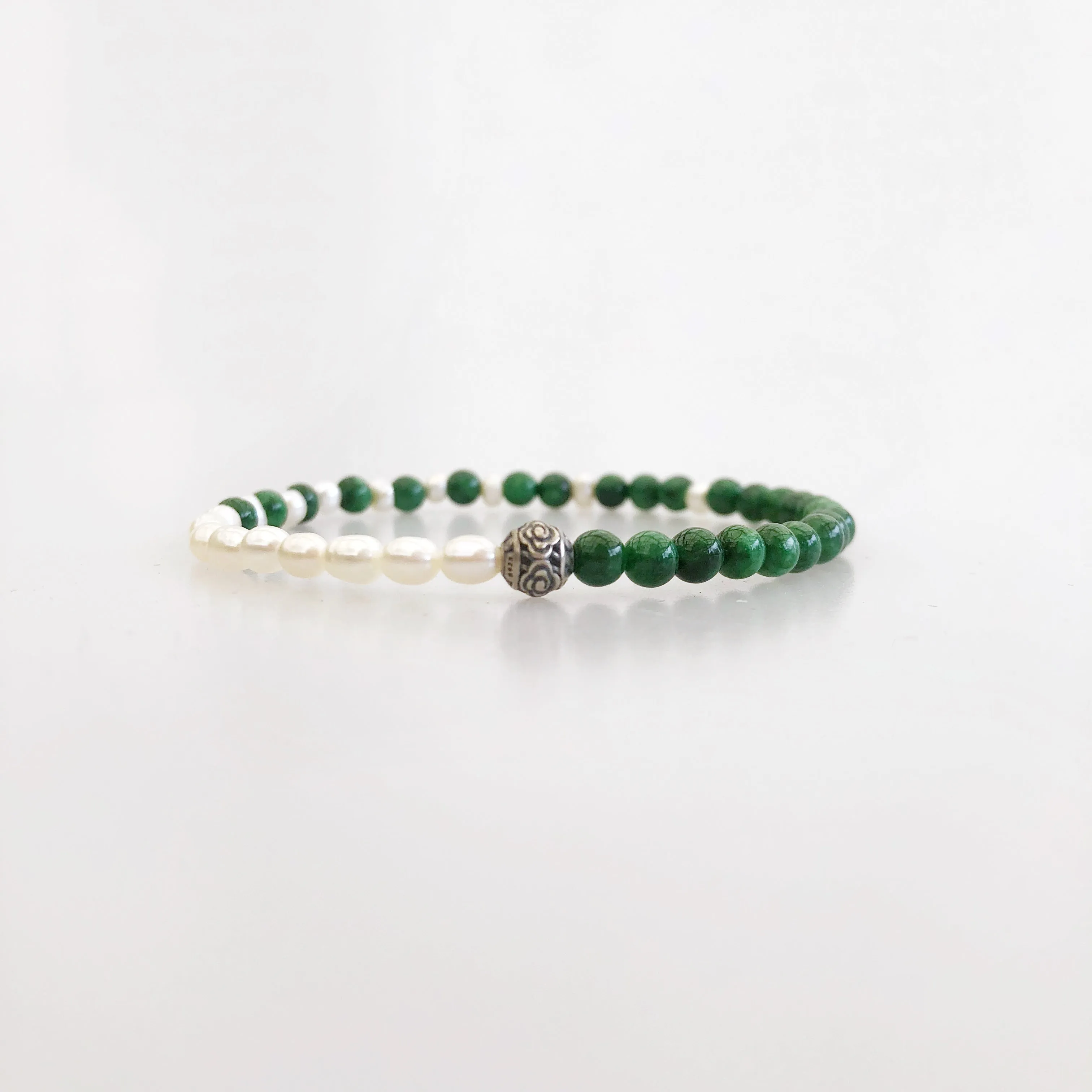 Transition Beaded Jadeite and Pearl Bracelet 3mm