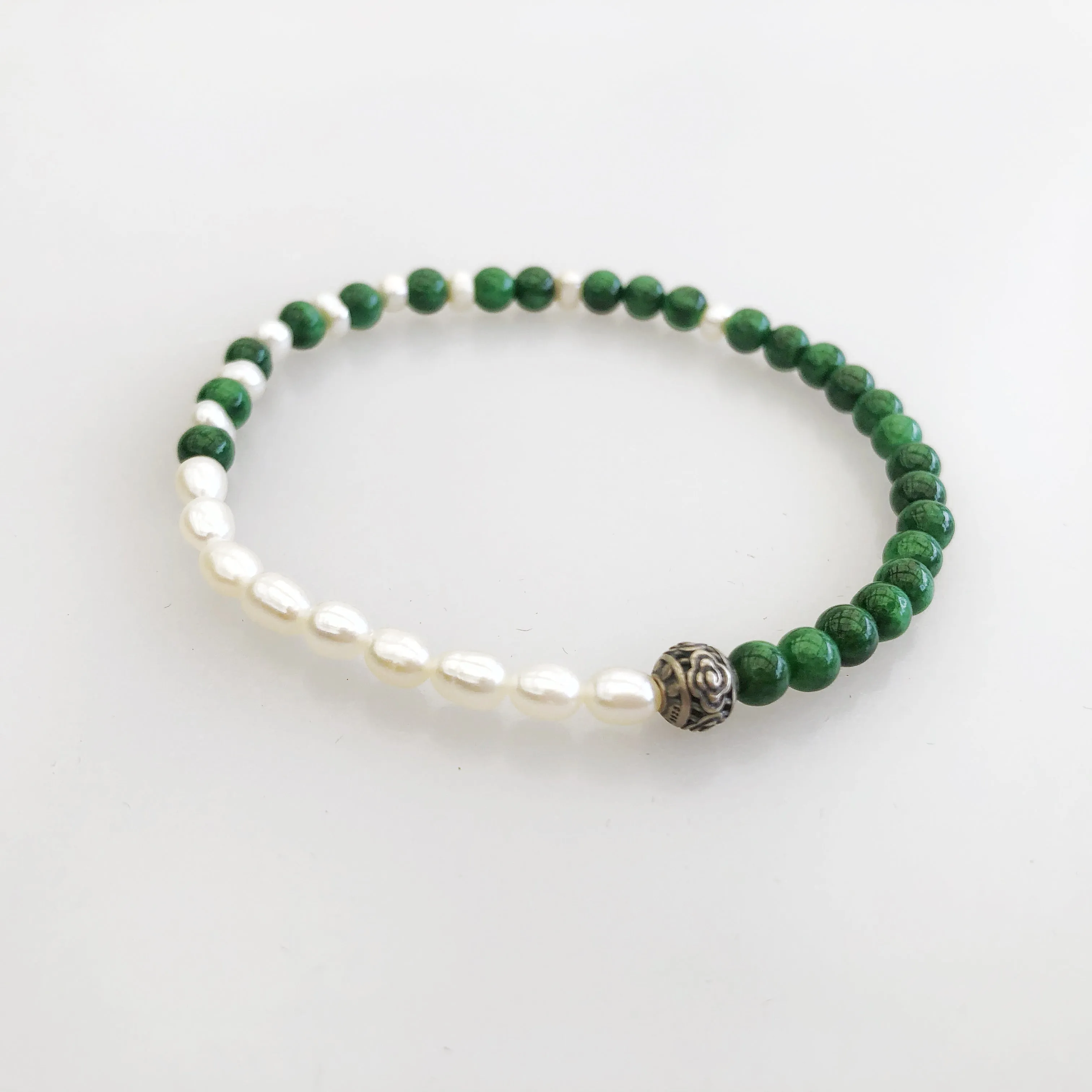 Transition Beaded Jadeite and Pearl Bracelet 3mm